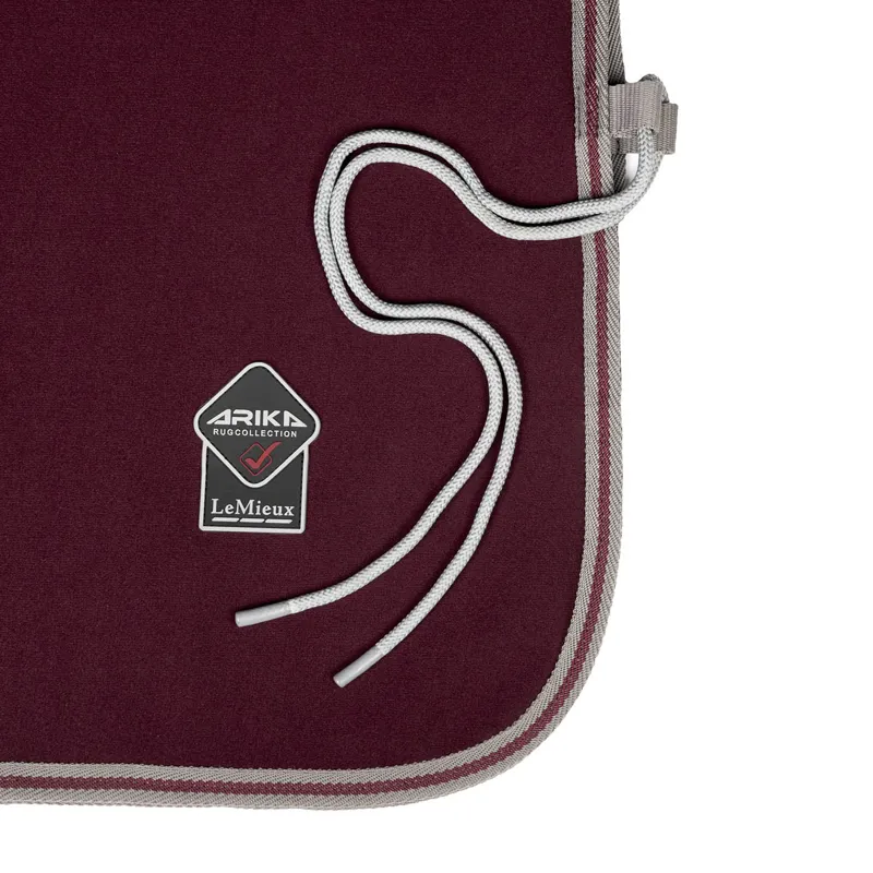 LeMieux Arika Jersey-Tek Rug in Burgundy-5